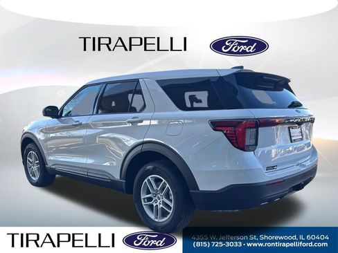 New 2026 Ford Explorer Active image 4