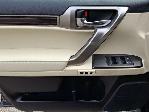 Certified 2023 Lexus GX 460 Premium w/ Premium Plus Package AWD/4WD image 13