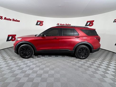 Used 2023 Ford Explorer ST-Line AWD/4WD image 3