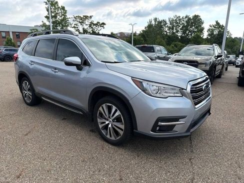 Used 2019 Subaru Ascent Limited w/ Popular Package #2 AWD/4WD image 2