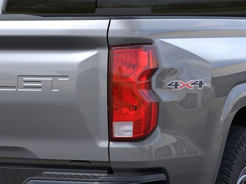 New 2026 Chevrolet Colorado W/T w/ Advanced Trailering Package AWD/4WD image 12