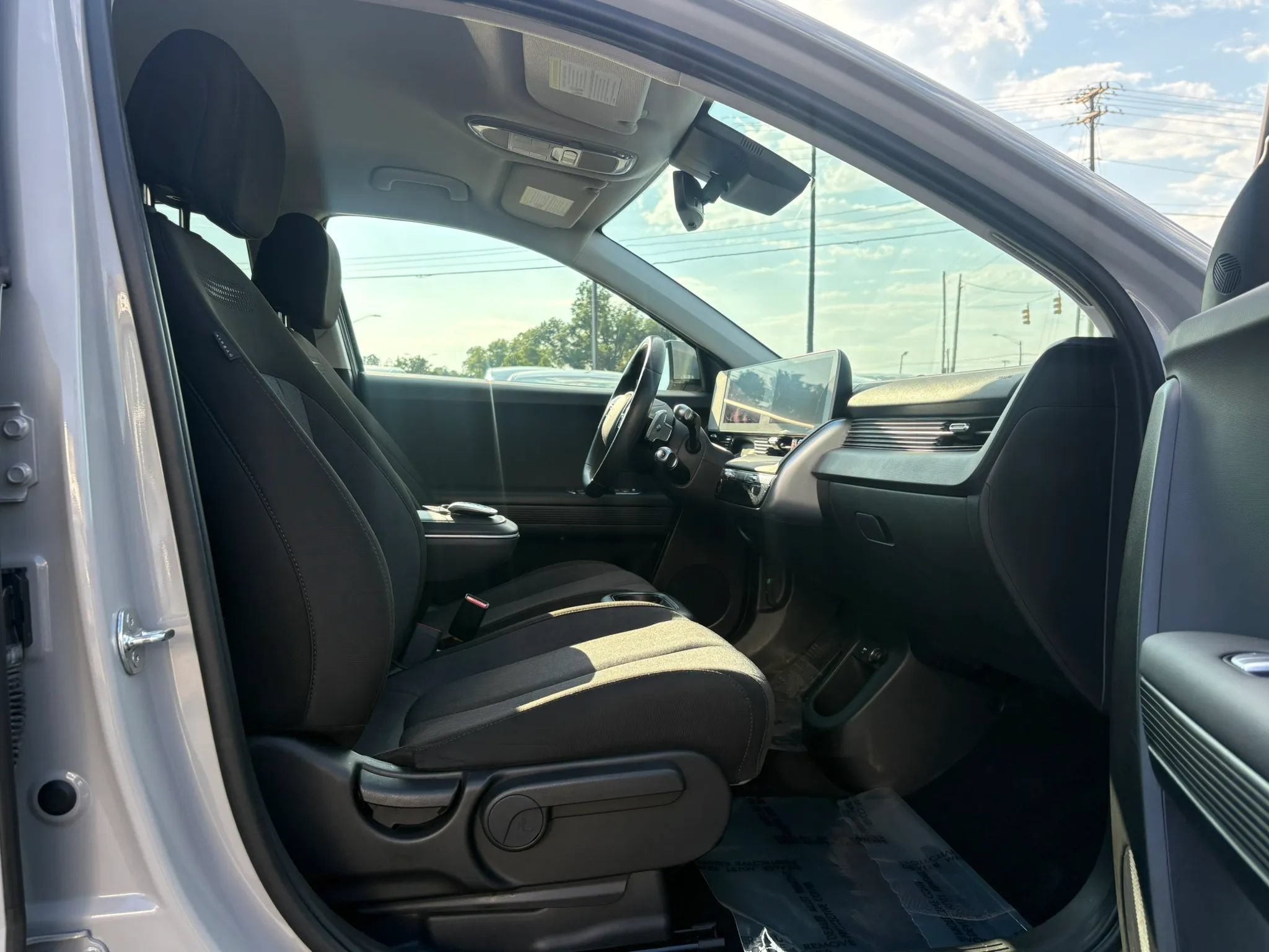 Used 2024 Hyundai Ioniq 5 SEL AWD/4WD image 15