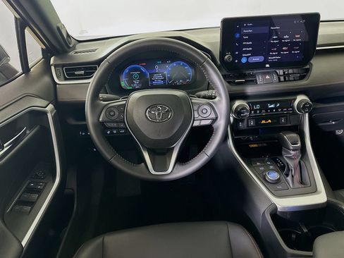 Used 2024 Toyota RAV4 XSE w/ Weather Package AWD/4WD image 15
