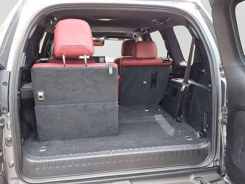 Used 2023 Lexus GX 460 Luxury image 27