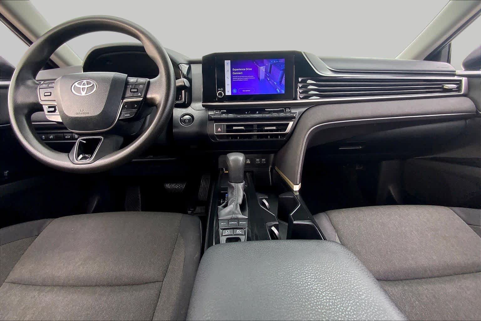 Used 2025 Toyota Camry LE FWD image 15