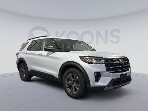 New 2026 Ford Explorer Active w/ Active Comfort Package AWD/4WD image 10