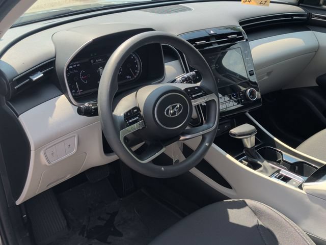 Used 2024 Hyundai Tucson SE FWD image 13