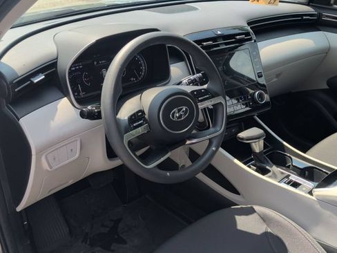 Used 2024 Hyundai Tucson SE FWD image 13
