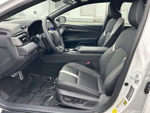 Certified 2025 Toyota Camry SE image 10