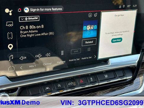 Certified 2025 GMC Sierra 1500 Elevation image 28