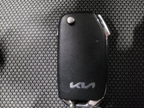 Used 2023 Kia Forte LXS FWD image 32