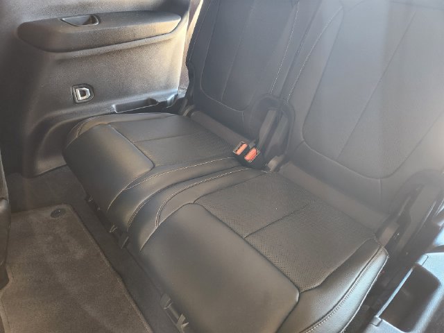 Used 2025 Jeep Grand Cherokee L Limited w/ Luxury Tech Group II AWD/4WD image 33