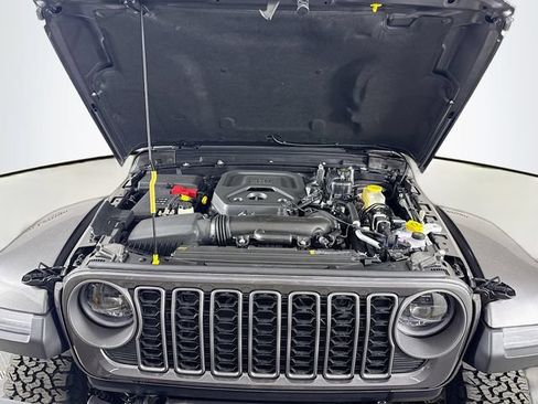 New 2026 Jeep Wrangler Unlimited Rubicon AWD/4WD image 28