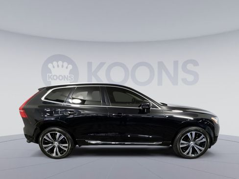 Used 2023 Volvo XC60 B5 Plus AWD/4WD image 12