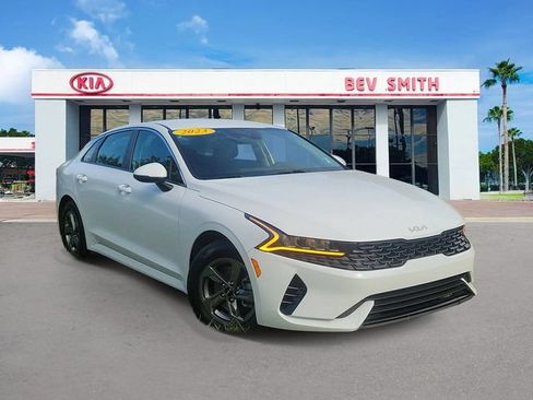 Certified 2023 Kia K5 LXS FWD image 1
