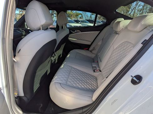 Used 2025 Genesis G70 3.3T Advanced w/ Sport Prestige Package image 11