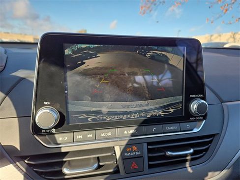 New 2025 Nissan Altima 2.5 SR image 24