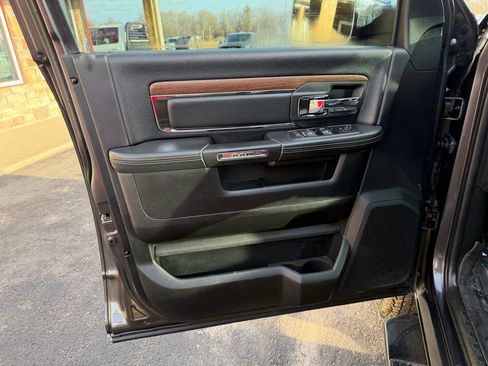 Used 2016 RAM 3500 Laramie image 12