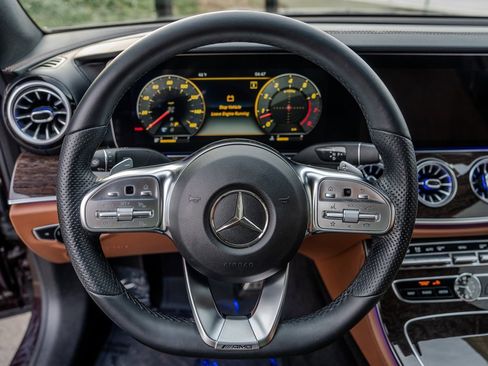 Used 2019 Mercedes-Benz E 450 E 450 w/ AMG Line Package image 6