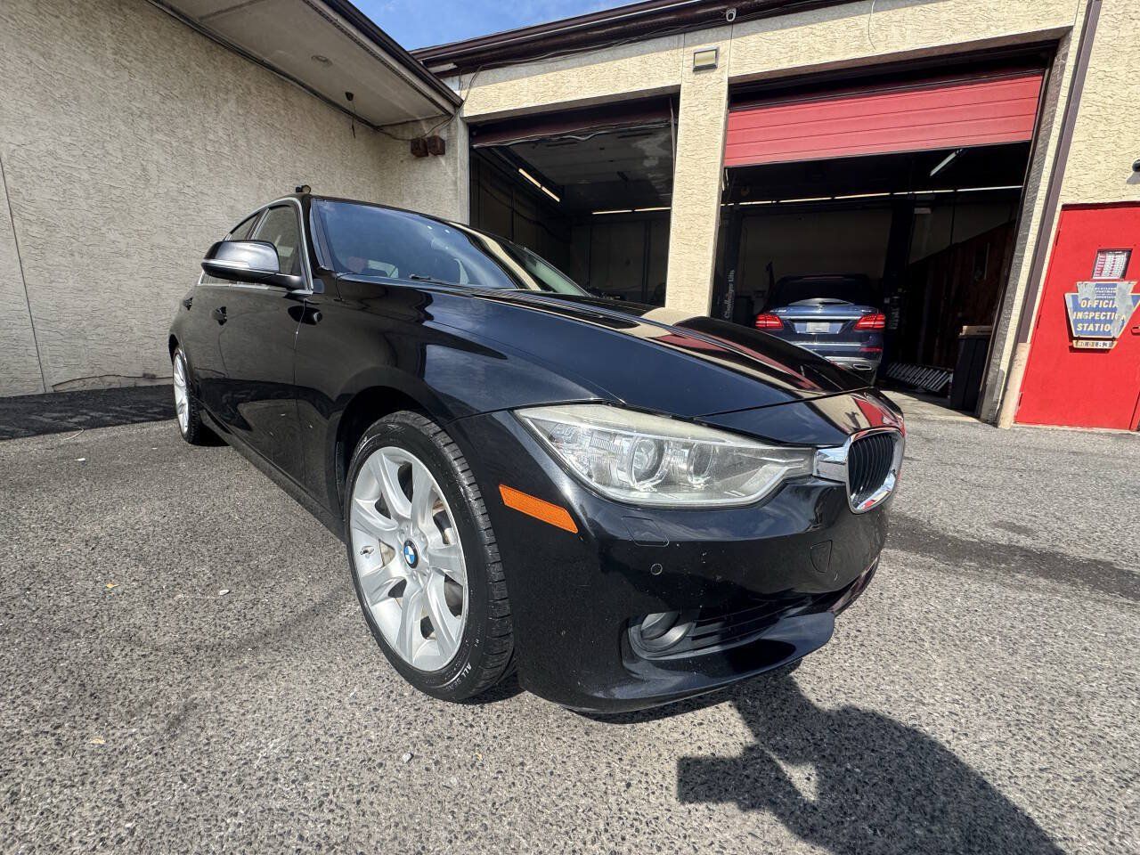 Used 2015 BMW 335i xDrive Sedan AWD/4WD image 9