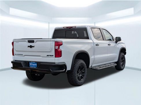 New 2026 Chevrolet Silverado 1500 ZR2 AWD/4WD image 6