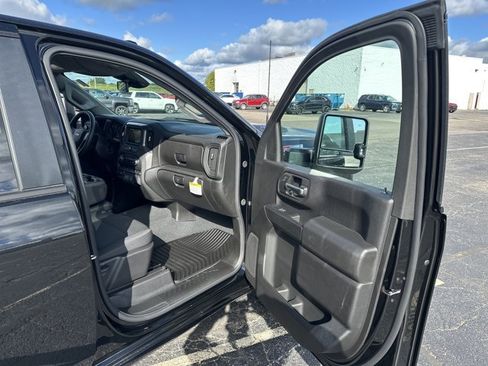 New 2025 Chevrolet Silverado 2500 Custom w/ Custom Value Package image 27