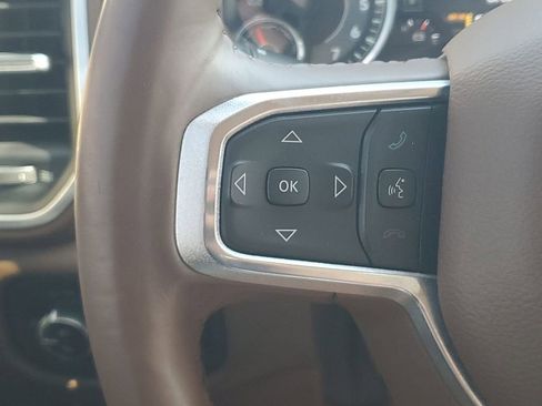 Used 2019 RAM 1500 Laramie image 35