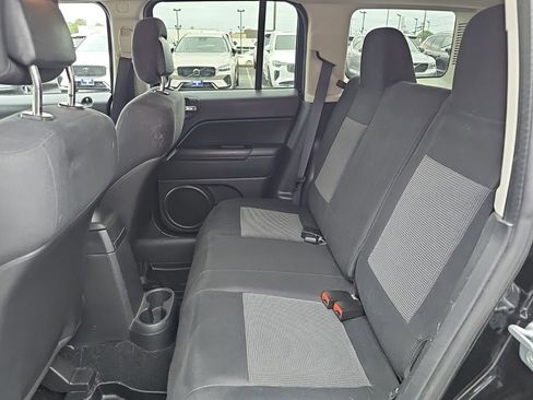 Used 2012 Jeep Patriot Sport w/ PWR Value Group AWD/4WD image 11