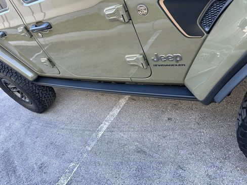 New 2025 Jeep Wrangler Unlimited Rubicon 392 image 25