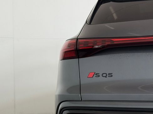 New 2025 Audi SQ5 Premium Plus image 12
