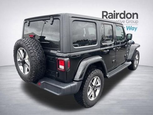 Used 2020 Jeep Wrangler Unlimited Sahara image 9