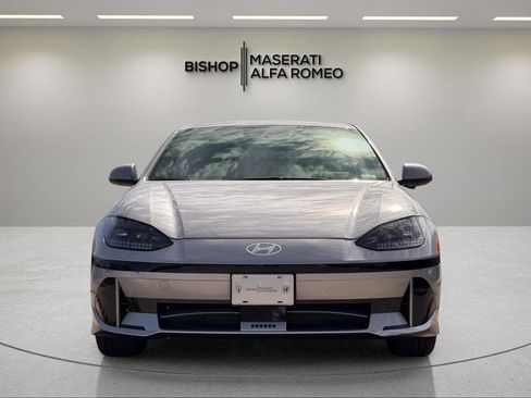 Used 2025 Hyundai Ioniq 6 SE image 3