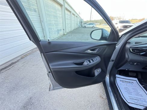 Used 2023 Buick Encore GX Select image 13