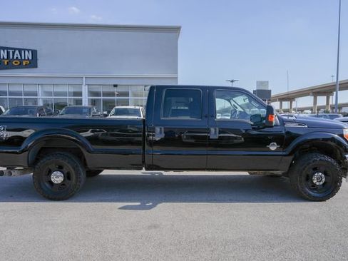 Used 2016 Ford F250 XLT AWD/4WD image 4