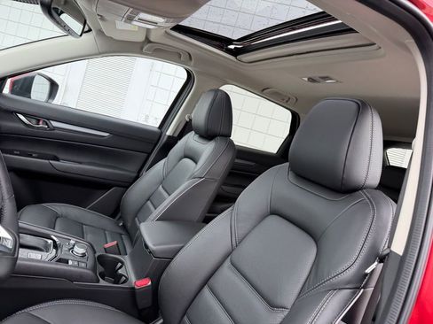 New 2025 MAZDA CX-5 AWD 2.5 S w/ Preferred Package image 17