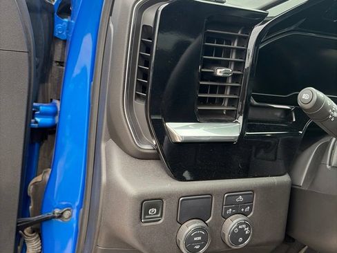 Used 2025 Chevrolet Silverado 1500 LT RWD image 16