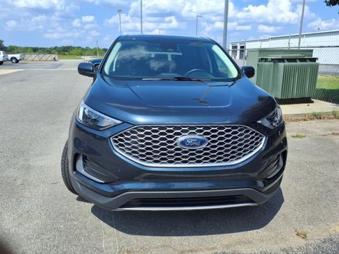 Used 2024 Ford Edge SEL image 2