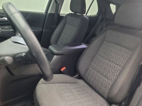 Used 2024 Chevrolet Equinox LT FWD image 17