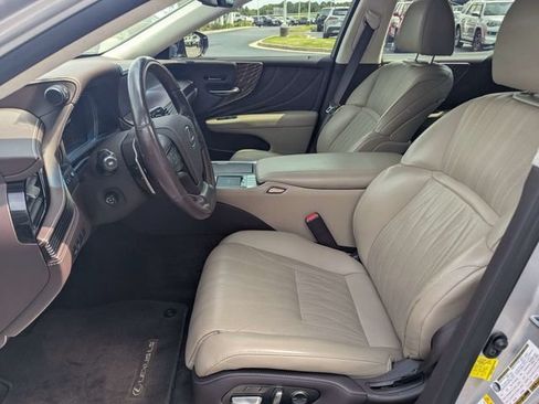 Used 2018 Lexus LS 500 w/ Interior Upgrade Package RWD image 7