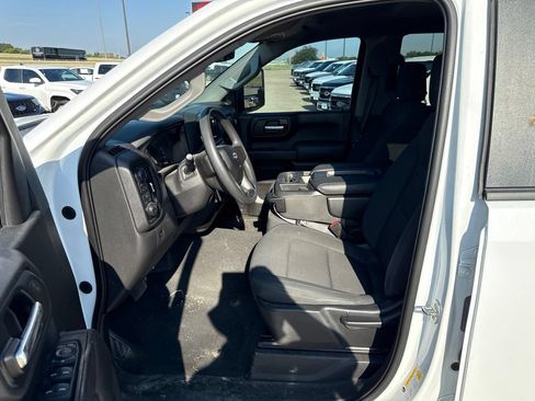 Used 2021 Chevrolet Silverado 1500 Custom Trail Boss AWD/4WD image 19