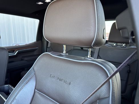 Used 2023 GMC Sierra 1500 Denali w/ Technology Package image 19