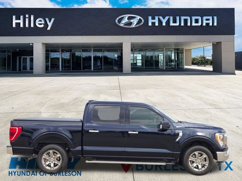 Used 2021 Ford F150 XLT w/ Equipment Group 302A High RWD image 3