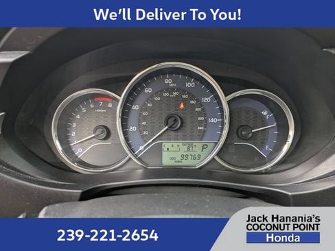 Used 2015 Toyota Corolla LE FWD image 30
