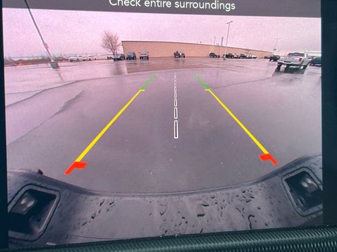 Used 2022 Jeep Gladiator Willys image 19