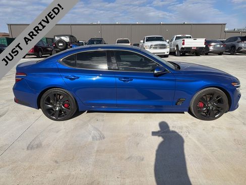 Used 2022 Genesis G70 3.3T image 4