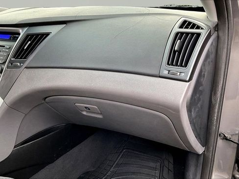Used 2012 Hyundai Sonata GLS FWD image 16