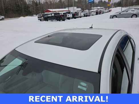 Used 2014 Chevrolet Impala LT w/ LT Sunroof Package image 28