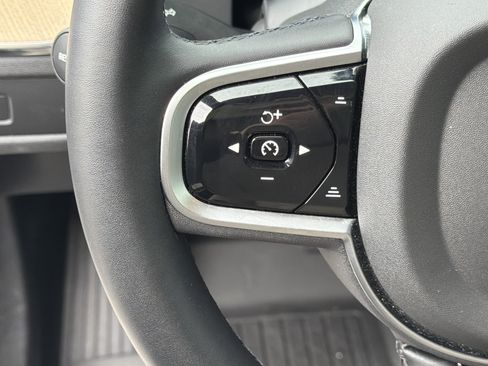 Certified 2026 Volvo XC60 B5 Plus w/ Protection Package Premier AWD/4WD image 19