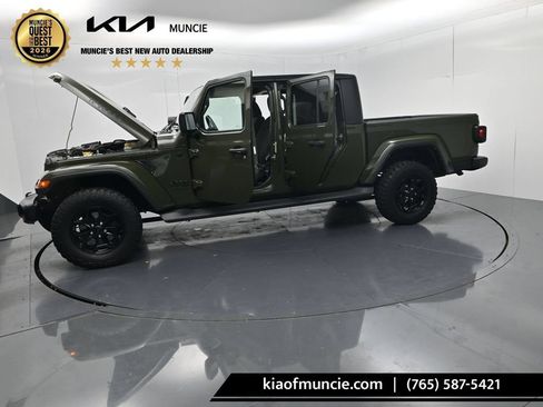 Used 2021 Jeep Gladiator Sport AWD/4WD image 58