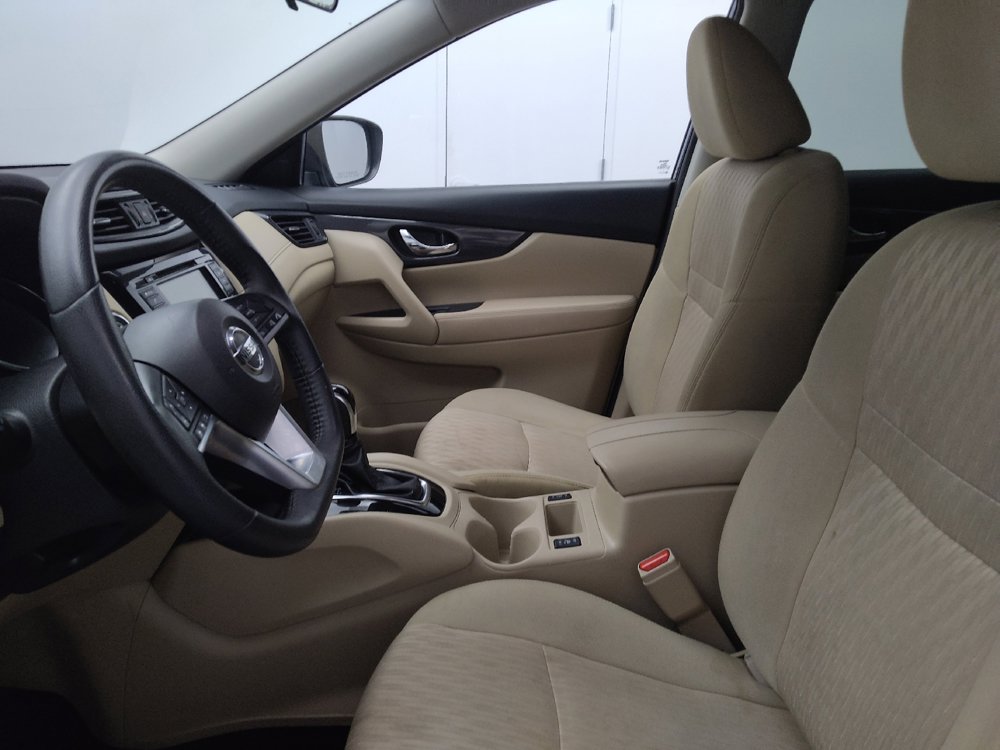 Used 2020 Nissan Rogue SV AWD/4WD image 17
